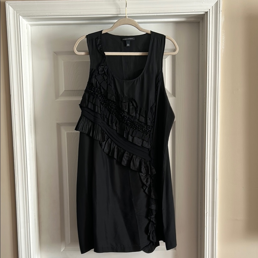 Banana Republic Silk Black Sleeveless Ruffle Dress
